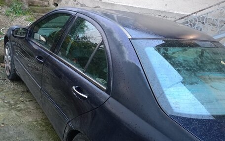 Mercedes-Benz C-Класс, 2002 год, 280 000 рублей, 2 фотография