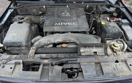 Mitsubishi Pajero IV, 2008 год, 1 600 000 рублей, 18 фотография