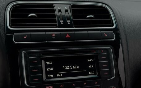 Volkswagen Polo VI (EU Market), 2017 год, 1 090 000 рублей, 20 фотография