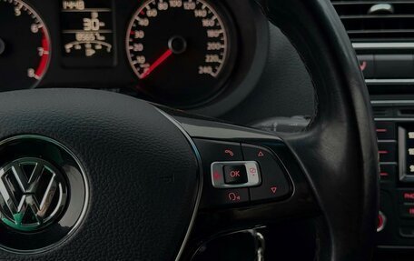 Volkswagen Polo VI (EU Market), 2017 год, 1 090 000 рублей, 18 фотография