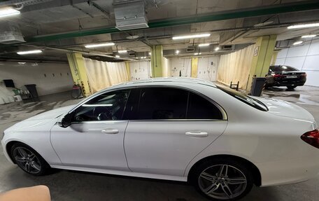 Mercedes-Benz E-Класс, 2020 год, 3 400 000 рублей, 4 фотография