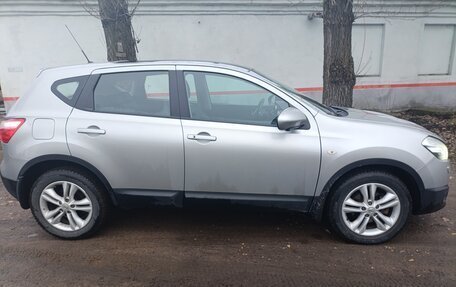 Nissan Qashqai, 2012 год, 900 000 рублей, 1 фотография