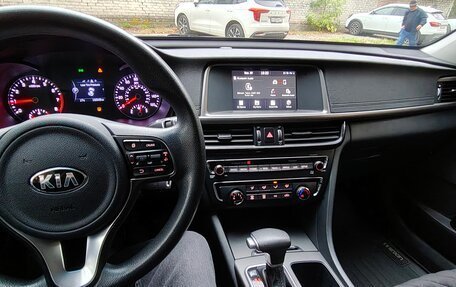 KIA Optima IV, 2018 год, 810 000 рублей, 6 фотография