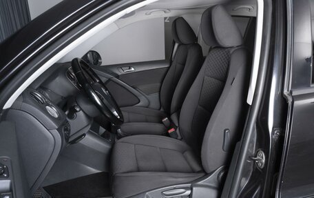 Volkswagen Tiguan I, 2010 год, 1 049 000 рублей, 10 фотография