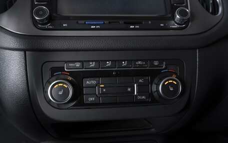 Volkswagen Tiguan I, 2010 год, 1 049 000 рублей, 15 фотография