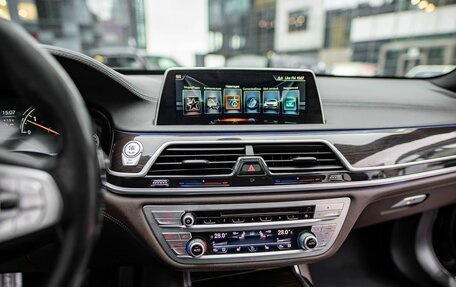 BMW 7 серия, 2017 год, 2 775 000 рублей, 11 фотография