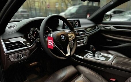 BMW 7 серия, 2017 год, 2 775 000 рублей, 9 фотография