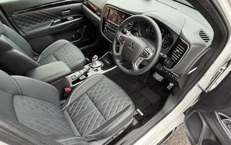 Mitsubishi Outlander III рестайлинг 3, 2020 год, 2 120 911 рублей, 6 фотография
