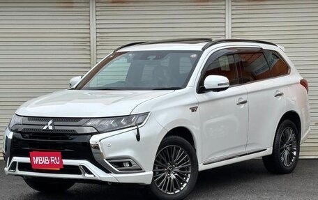 Mitsubishi Outlander III рестайлинг 3, 2020 год, 2 120 911 рублей, 1 фотография