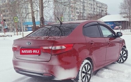 KIA Rio III рестайлинг, 2014 год, 990 000 рублей, 3 фотография