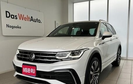 Volkswagen Tiguan II, 2021 год, 2 300 911 рублей, 1 фотография