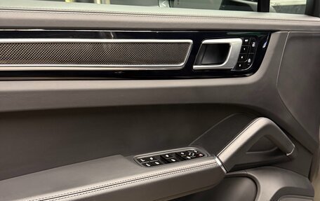 Porsche Cayenne III, 2020 год, 8 970 000 рублей, 16 фотография