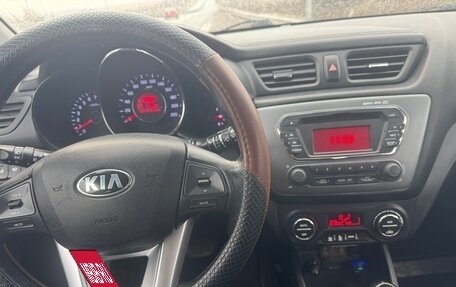 KIA Rio III рестайлинг, 2015 год, 1 100 000 рублей, 10 фотография