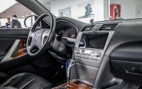 Toyota Camry, 2010 год, 898 000 рублей, 32 фотография