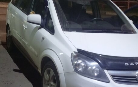 Opel Zafira B, 2012 год, 800 000 рублей, 2 фотография