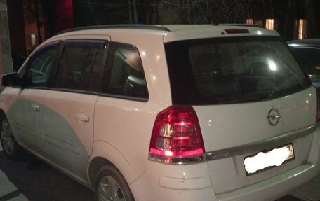 Opel Zafira B, 2012 год, 800 000 рублей, 3 фотография