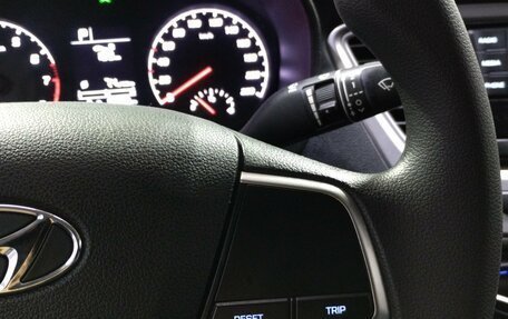 Hyundai Solaris II рестайлинг, 2021 год, 1 620 000 рублей, 13 фотография