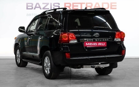 Toyota Land Cruiser 200, 2015 год, 4 999 000 рублей, 7 фотография