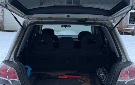 Mitsubishi Outlander III рестайлинг 3, 2003 год, 355 000 рублей, 8 фотография