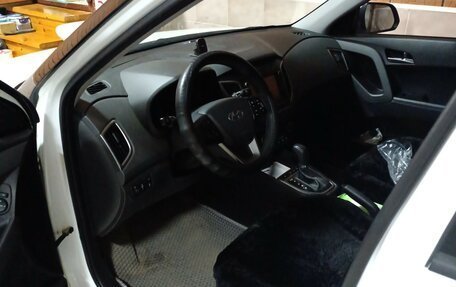 Hyundai Creta I рестайлинг, 2020 год, 2 400 000 рублей, 3 фотография