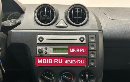 Ford Fiesta, 2005 год, 349 000 рублей, 10 фотография