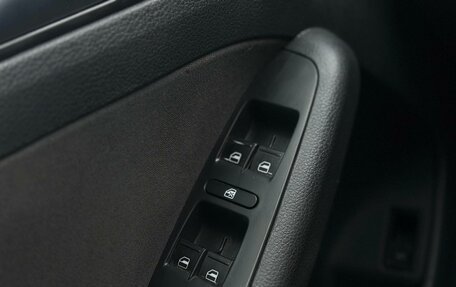 Volkswagen Jetta VI, 2013 год, 950 000 рублей, 11 фотография