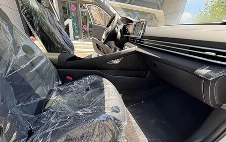 Hyundai Elantra, 2025 год, 1 750 000 рублей, 8 фотография