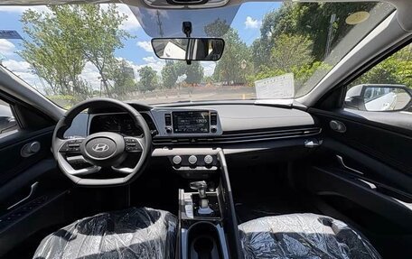 Hyundai Elantra, 2025 год, 1 750 000 рублей, 7 фотография