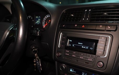 Volkswagen Polo VI (EU Market), 2015 год, 1 170 000 рублей, 4 фотография