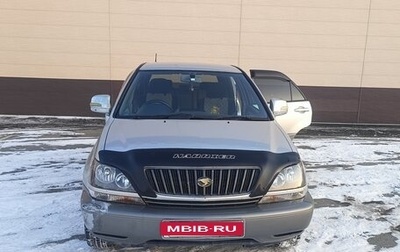 Toyota Harrier, 2000 год, 700 000 рублей, 1 фотография