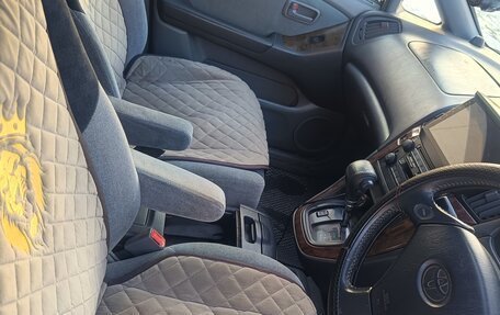 Toyota Harrier, 2000 год, 700 000 рублей, 5 фотография