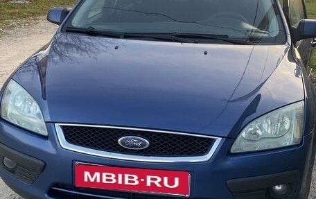 Ford Focus II рестайлинг, 2005 год, 480 000 рублей, 1 фотография