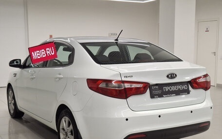 KIA Rio III рестайлинг, 2012 год, 900 000 рублей, 8 фотография