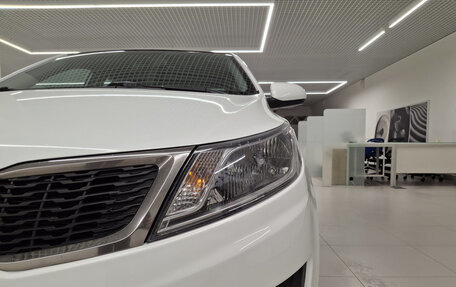 KIA Rio III рестайлинг, 2012 год, 900 000 рублей, 21 фотография