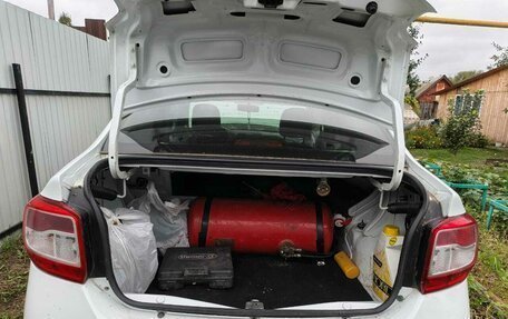 Renault Logan II, 2016 год, 480 000 рублей, 7 фотография