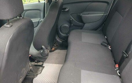 Renault Logan II, 2016 год, 480 000 рублей, 5 фотография