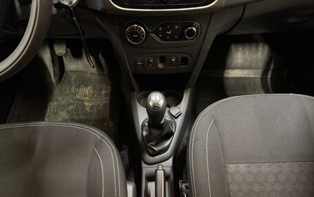 Renault Sandero II рестайлинг, 2016 год, 840 000 рублей, 13 фотография