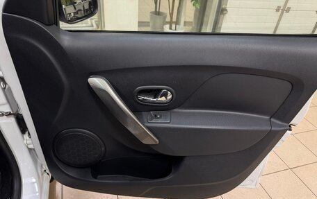 Renault Sandero II рестайлинг, 2016 год, 840 000 рублей, 16 фотография