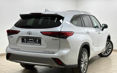 Toyota Highlander, 2025 год, 5 990 000 рублей, 4 фотография