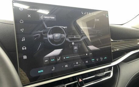 Toyota Highlander, 2025 год, 5 990 000 рублей, 15 фотография