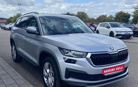 Skoda Kodiaq I, 2022 год, 3 630 000 рублей, 2 фотография