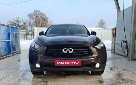 Infiniti FX II, 2011 год, 1 550 000 рублей, 1 фотография