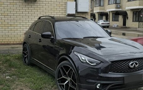 Infiniti FX II, 2011 год, 1 550 000 рублей, 2 фотография