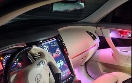 Infiniti FX II, 2011 год, 1 550 000 рублей, 22 фотография