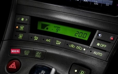 Toyota Prius, 2014 год, 1 200 000 рублей, 17 фотография