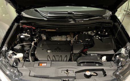 Mitsubishi Outlander III рестайлинг 3, 2021 год, 2 652 000 рублей, 11 фотография