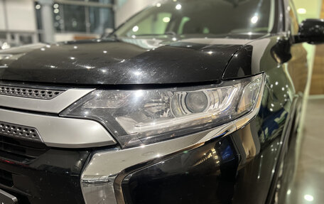 Mitsubishi Outlander III рестайлинг 3, 2021 год, 2 652 000 рублей, 21 фотография