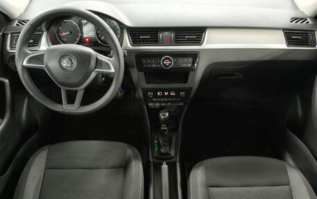 Skoda Rapid I, 2016 год, 949 000 рублей, 9 фотография