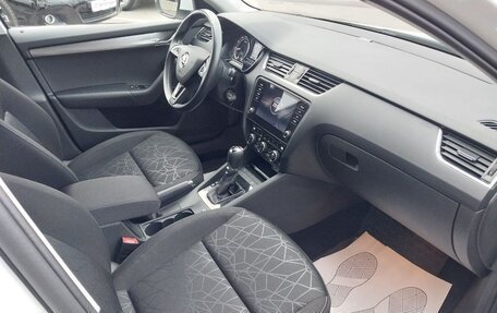 Skoda Octavia IV, 2020 год, 1 850 000 рублей, 20 фотография