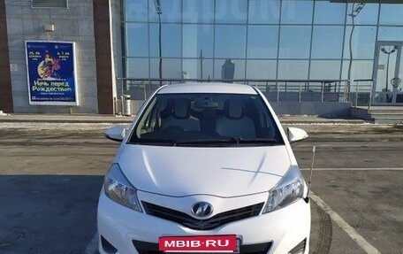 Toyota Vitz, 2013 год, 765 000 рублей, 8 фотография